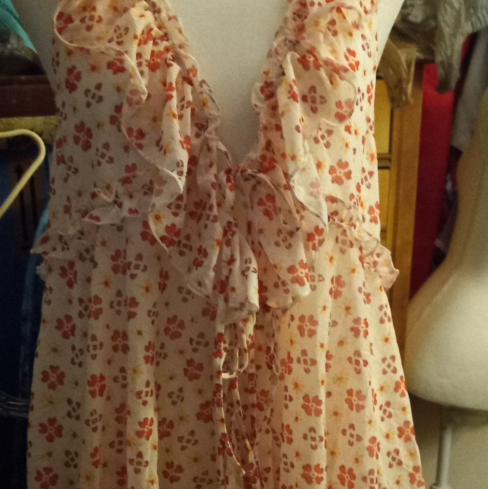 New,tag,sheer floral ruffle v-neck empire waist ruffle racer 2 ties front size m